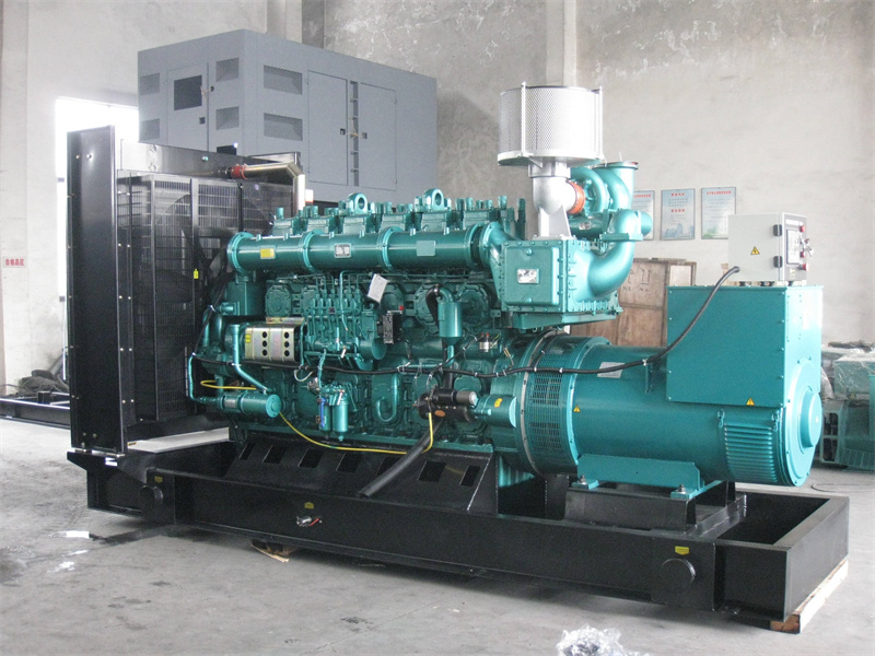 平桂200KW 柴油发电机的油耗是多少?