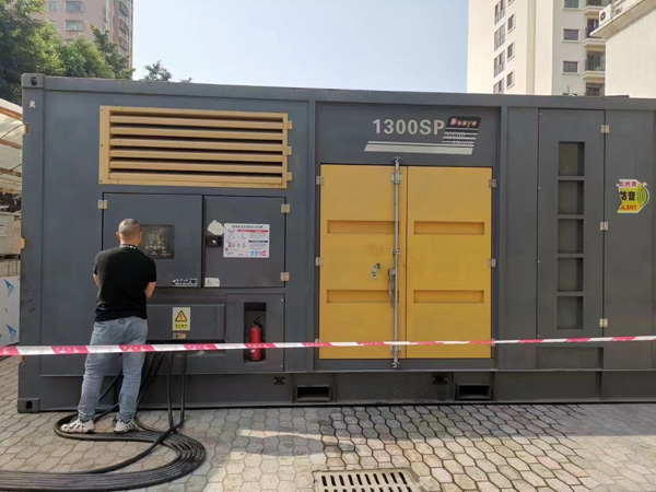 平桂500KW发电机组冬季应该配多大的启动电瓶?