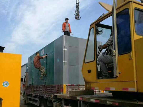 平桂更换水冷式机油散热器密封件的操作流程是怎样的？